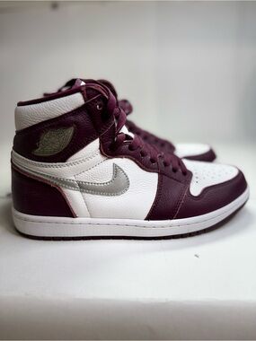Nike Jordan 1 Retro High OG Bordeaux Size 8.5 BORDEAUX/WHITE-METALLIC